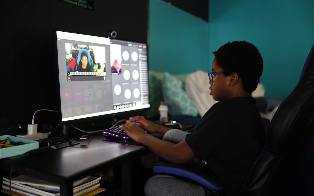 How to Emcee a Virtual Event With Unforgettable Experience